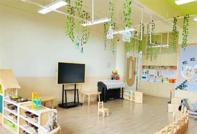 圣頓國際托育中心加盟