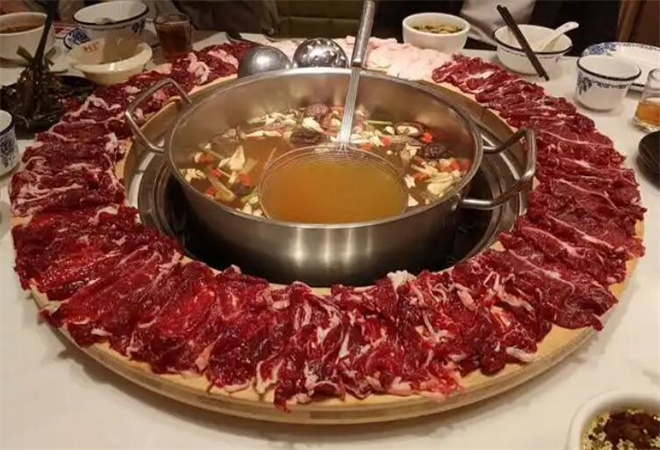 潮牛匠潮汕鮮牛肉火鍋