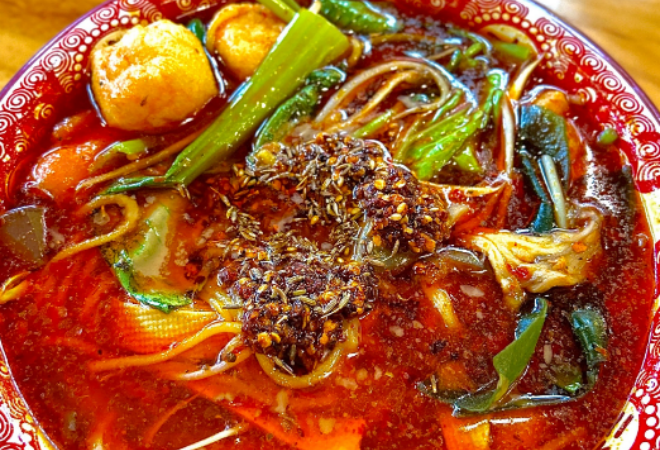 呆萌椒東北老式麻辣燙加盟