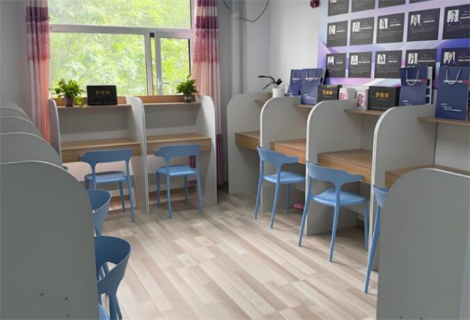 簡而優(yōu)ai智能自習室