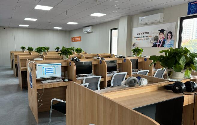 智學(xué)通AI自習(xí)室 智學(xué)通AI自習(xí)室