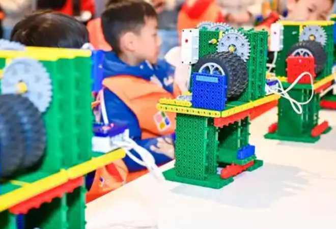 韓端機器人教育加盟