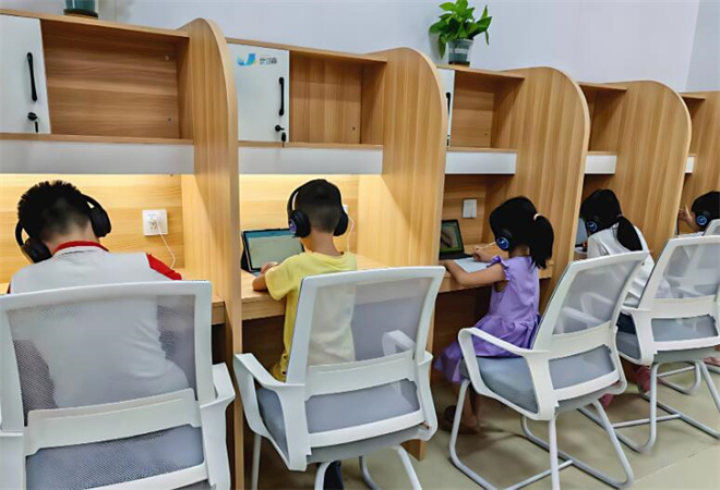 優(yōu)才森AI智能自習(xí)室加盟