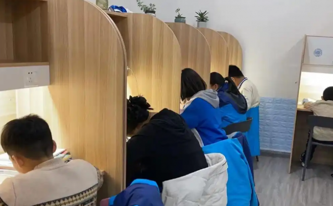 星河智慧ai自習(xí)室