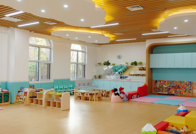 孩子國(guó)精致托育加盟