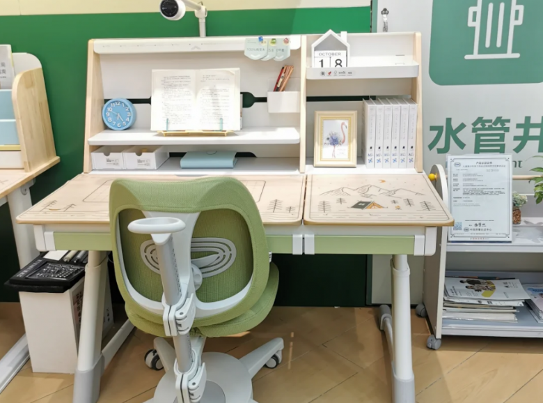 2平米學(xué)習(xí)桌加盟