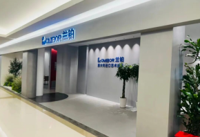 匠心品質(zhì)的核心密碼？蘭鉑藝術(shù)涂料憑何站穩(wěn)高端賽道？