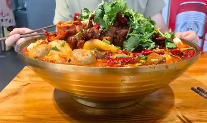 阿正與圓圓冒菜加盟 阿正與圓圓冒菜加盟