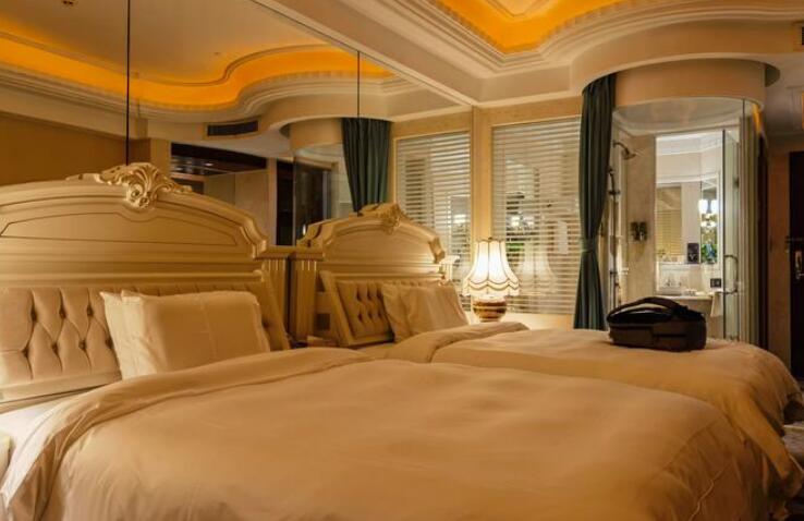 白金漢爵大酒店