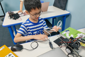 聚焦7-16歲精準(zhǔn)客群，編玩邊學(xué)編程加盟能實(shí)現(xiàn)長(zhǎng)效盈利嗎？