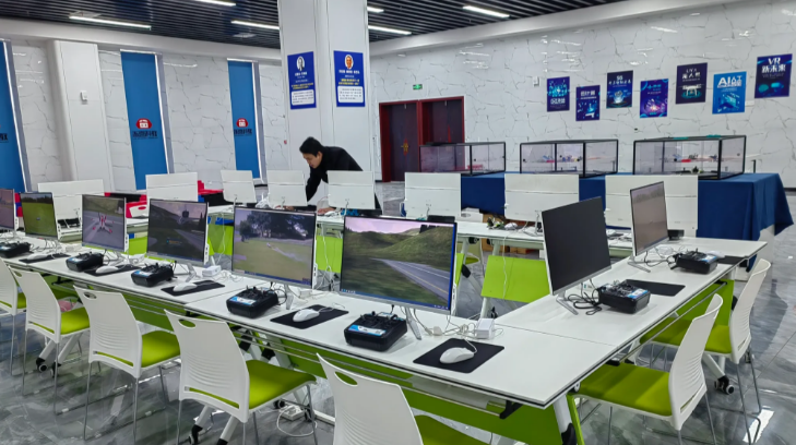 濼喜機(jī)器人教育加盟