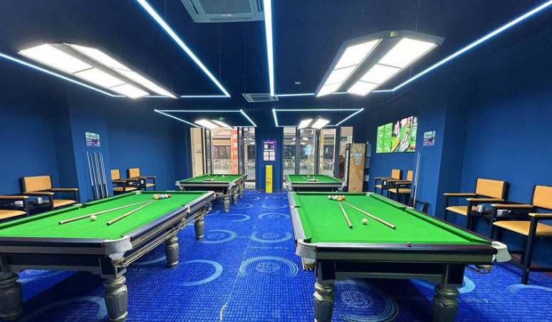 漆小球24小時(shí)自助臺(tái)球