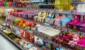 小狗快跑零食折扣店加盟利润怎么样？能轻松盈利吗？