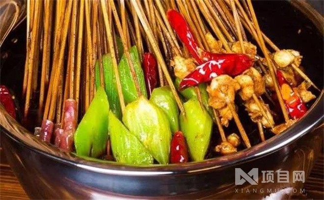 大嘴巴串串香加盟