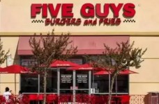 Five Guys汉堡加盟门槛低投资小，整店输出轻松开店！