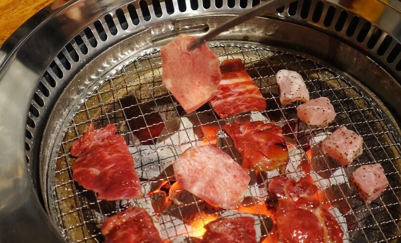 吴三喜川味炭火烤肉