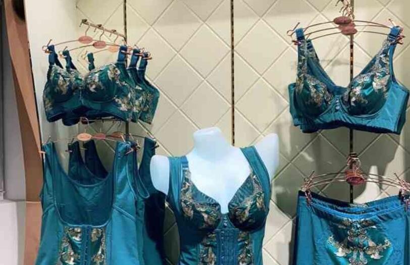 艾妮露絲內(nèi)衣