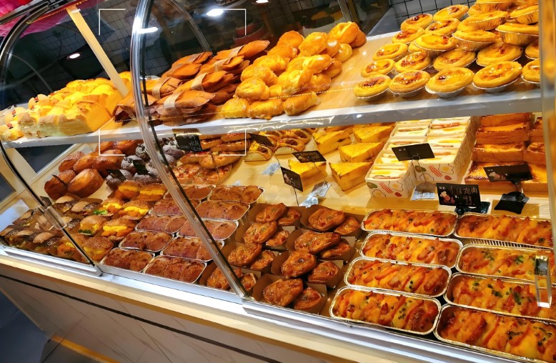 三人之家蛋糕烘焙