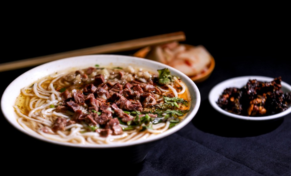 祿廣門貴州原湯牛肉粉