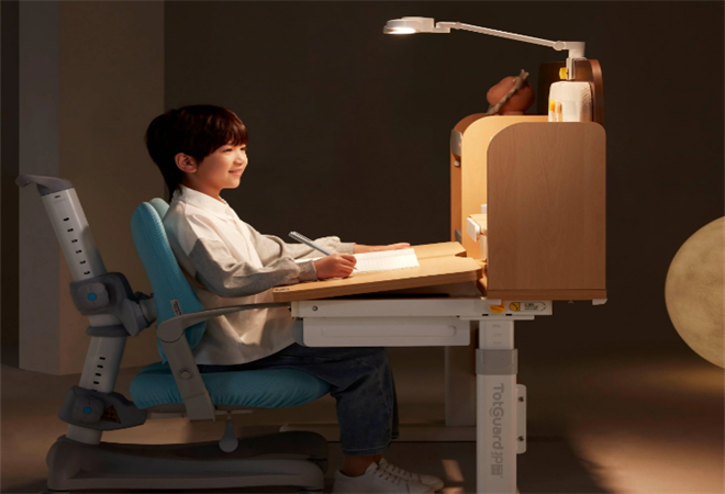 博士龍學(xué)習(xí)桌