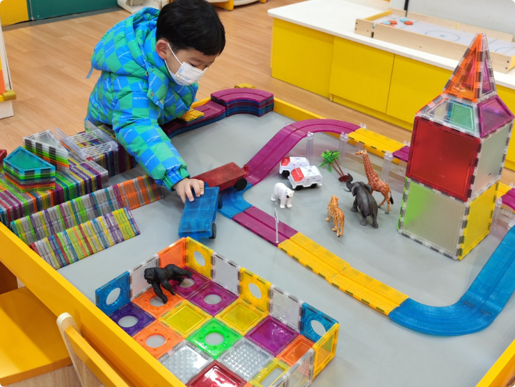 益智玩具體驗(yàn)館