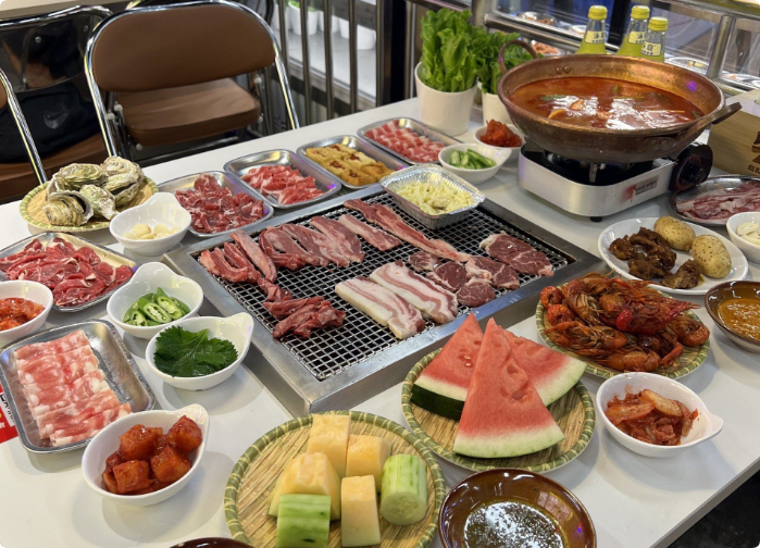 多一行自助烤肉火鍋