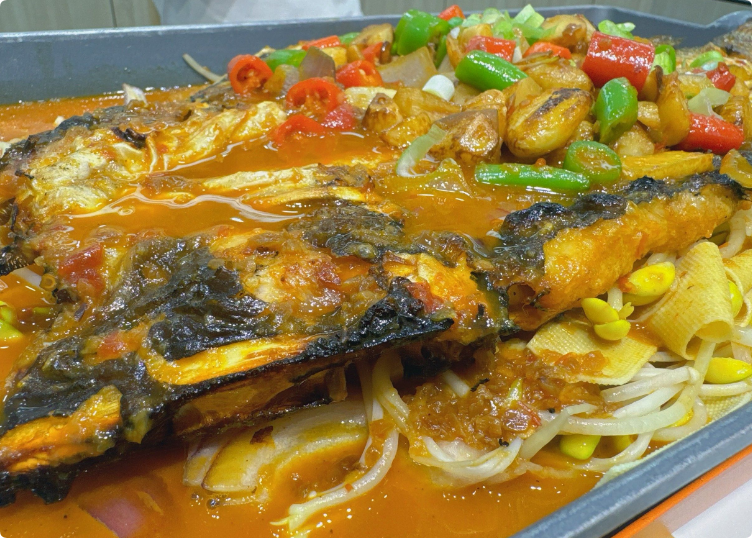 鳴必三蒜香烤魚