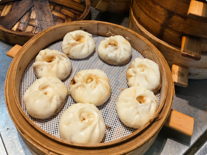 包禧元手切醬肉包