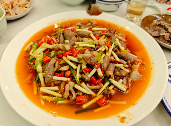 鄧雙雙自貢燒烤鹽幫菜