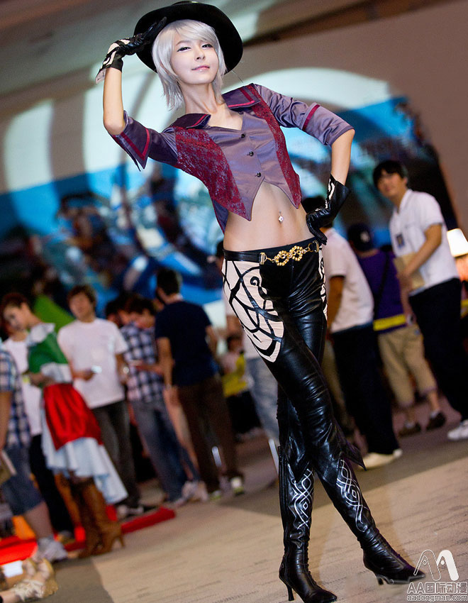 dnf暗夜使者cosplay 高度还原性感来袭