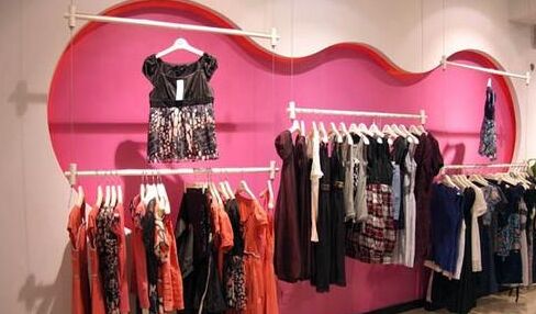 伊芙嘉品牌折扣女装店加盟_伊芙嘉品牌折扣女