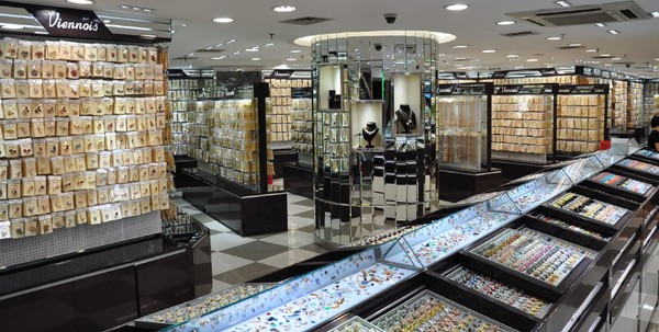 威妮华饰品加盟费用,威妮华饰品加盟店_1