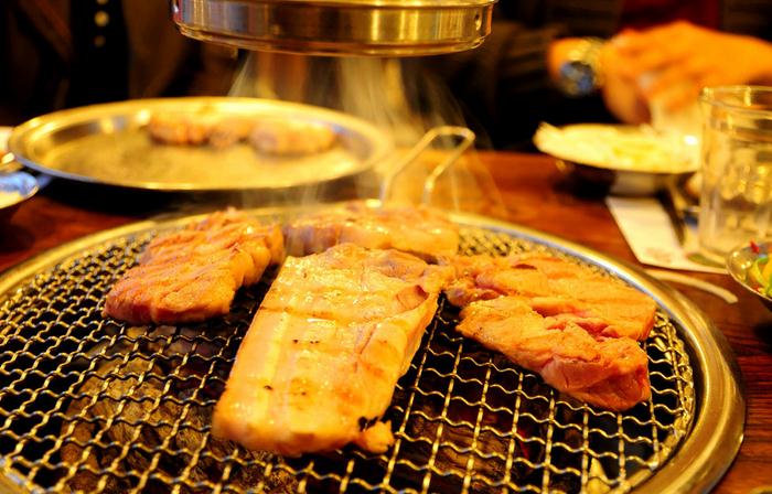 开一家金汉斯烤肉自助餐加盟费多少(图)