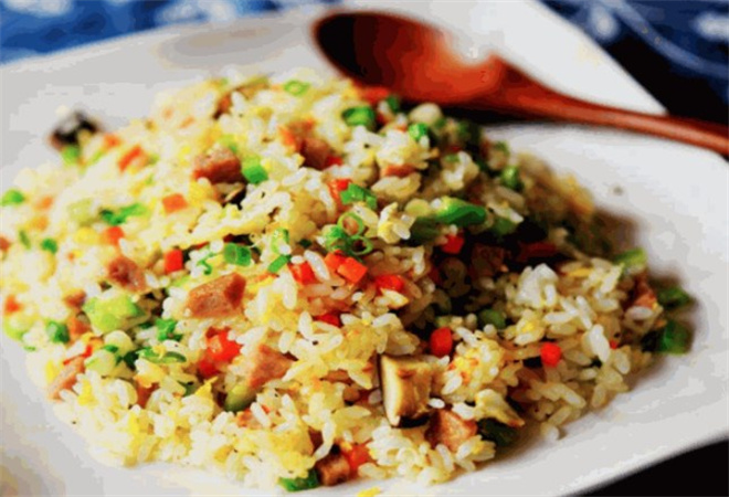 貓牙米炒飯加盟 貓牙米炒飯加盟