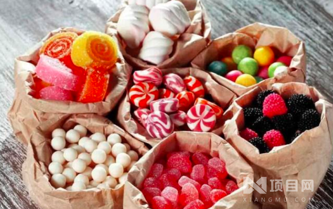 班花零食折扣店加盟