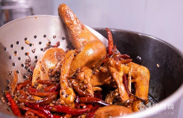 鴨海棠現(xiàn)撈鹵味加盟