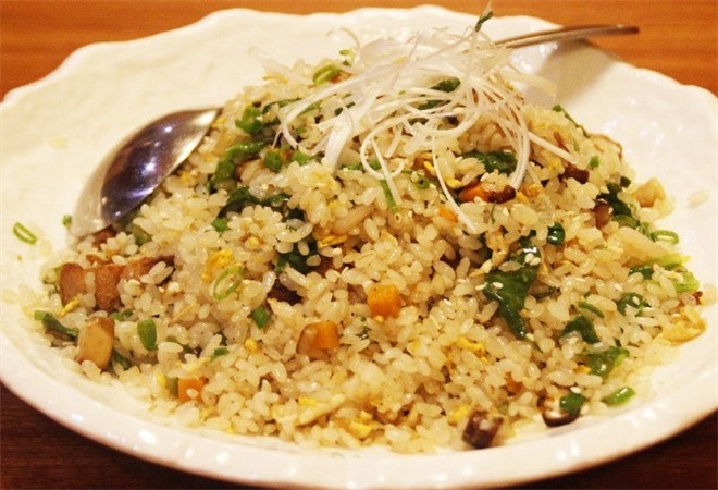 左撇子炒飯加盟