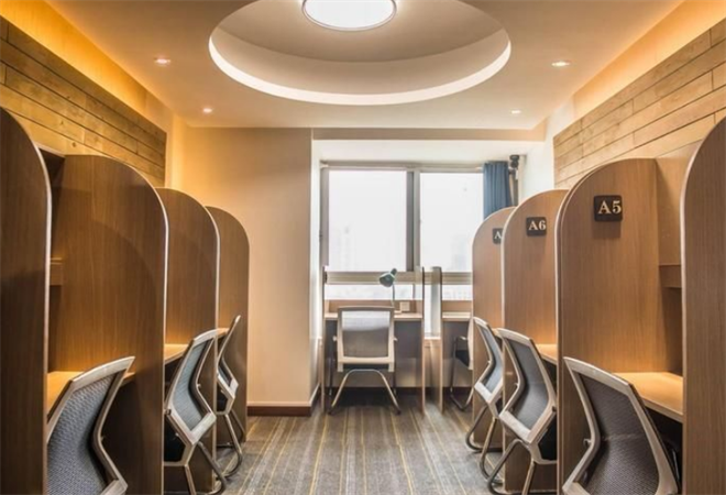 睿智遠AI自習(xí)室加盟