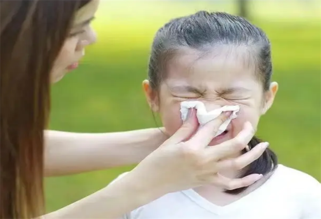 易欣通鼻炎館加盟