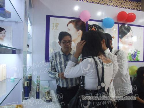 孔凤春化妆品专卖连锁店：缔造中国民族化妆品第一品牌_13