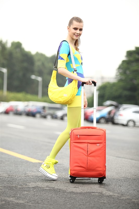 奧王牛津包代理加盟_Aoking帆布包批發(fā)_1