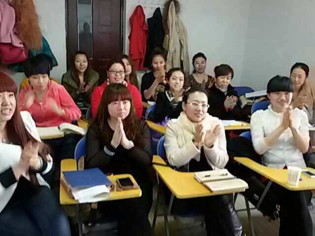 金領(lǐng)偉業(yè)催乳師培訓(xùn)_1