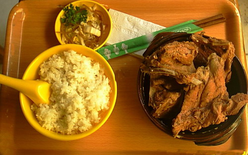 正宗排骨米飯加盟濟南仟佰味最好吃的排骨米飯加盟_2