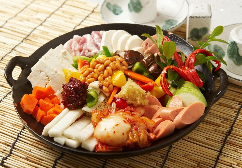 衡水石鍋拌飯加盟【景釜宮如何加盟】石鍋拌飯加盟店（圖）_1