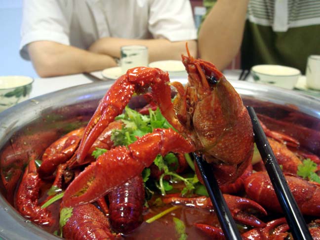 麻辣龍蝦加盟哪里能學(xué)習(xí)到麻辣小龍蝦做法_1