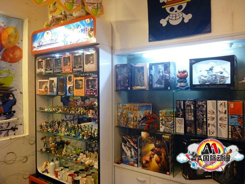 動(dòng)漫店經(jīng)營(yíng)實(shí)例：崔先生動(dòng)漫連鎖店_3