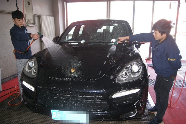 夏季洗車有誤區(qū)？靚車會為您解析（圖）_2