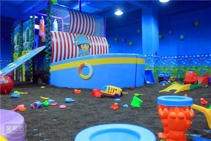 星期六兒童成長(zhǎng)主題樂(lè)園江蘇江陰加盟店五一游樂(lè)嘉年華（圖）_2