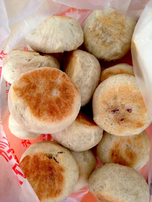 濮陽學(xué)習(xí)紅豆酥做法哪里培訓(xùn)綠豆酥技術(shù)_1