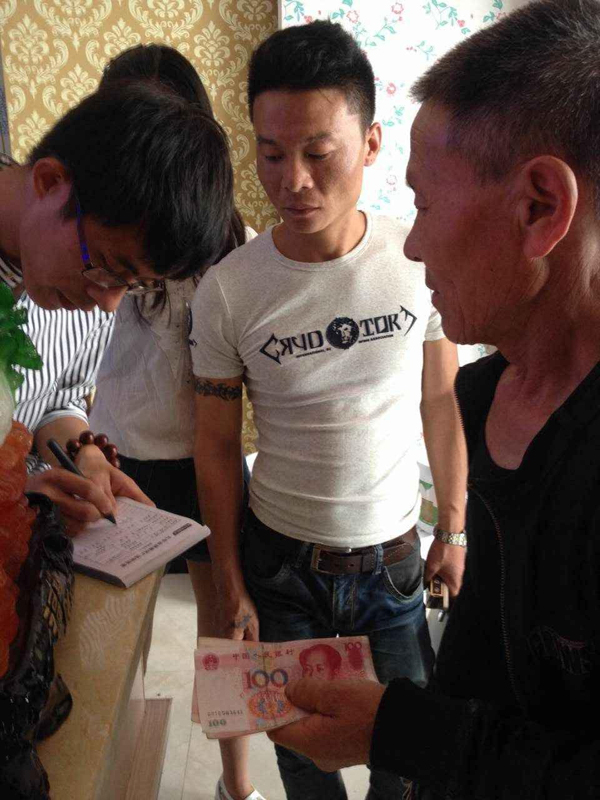 藍(lán)天豚參加湘潭九華家居建材廣場(chǎng)建材團(tuán)購(gòu)會(huì)大獲成功（圖）_12